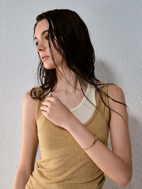 Donora Sculptural Cuff Bangle, Gold, hi-res