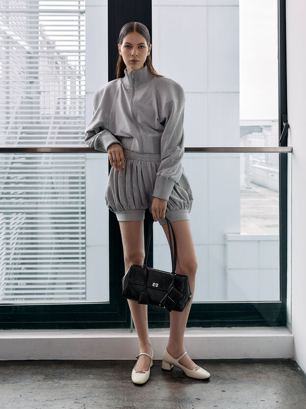 Apfra Quilted Elongated Shoulder Bag, Noir, hi-res