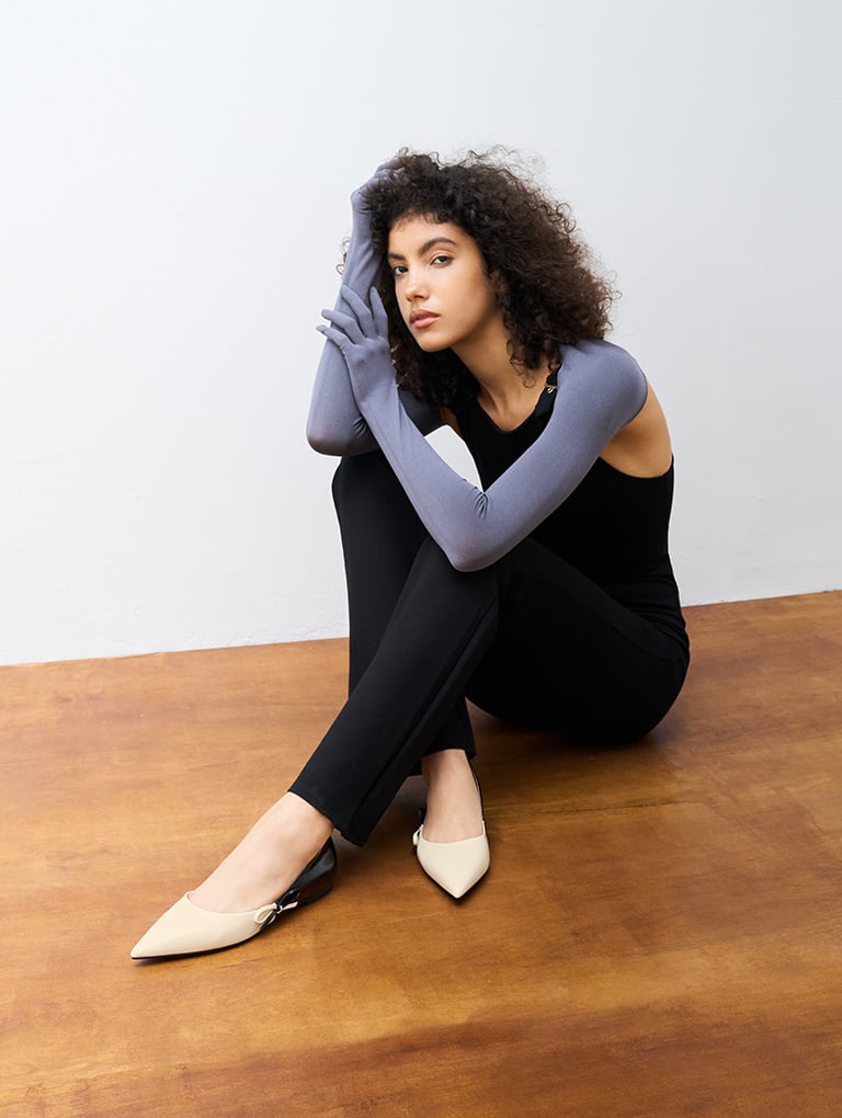 Women’s two-tone bow pointed-toe flats in chalk – CHARLES & KEITH