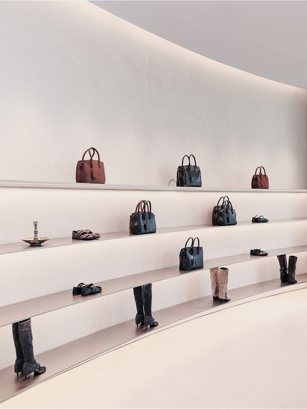 Women’s Ginevra tote bag and Aether thong boots - CHARLES & KEITH
