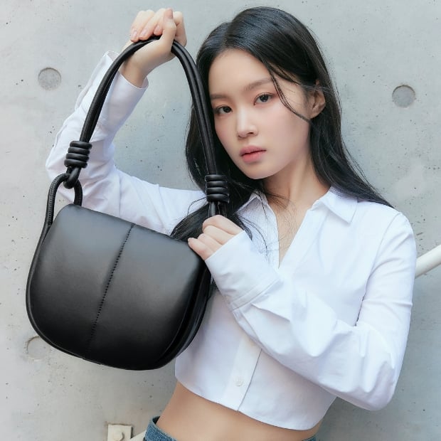 Women’s Luna knotted handle shoulder bag and Nola slip-on ankle boots, as seen on Lee Hi - CHARLES & KEITH