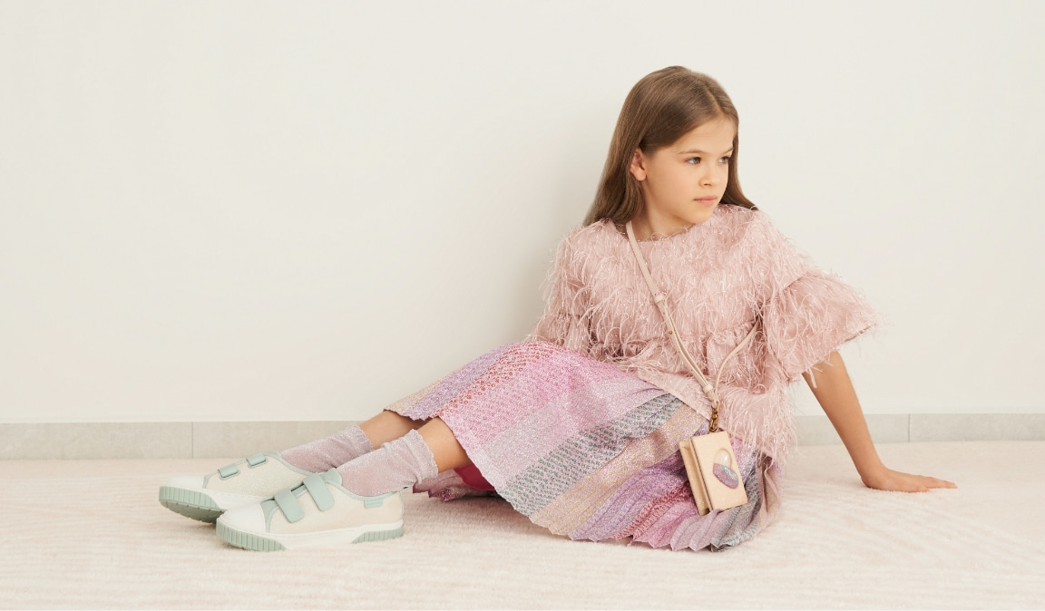 Girls’ velcro strap glitter sneakers and glitter heart motif card holder – CHARLES & KEITH