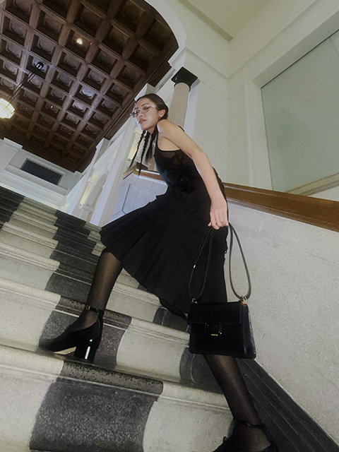  - - CHARLES & KEITH