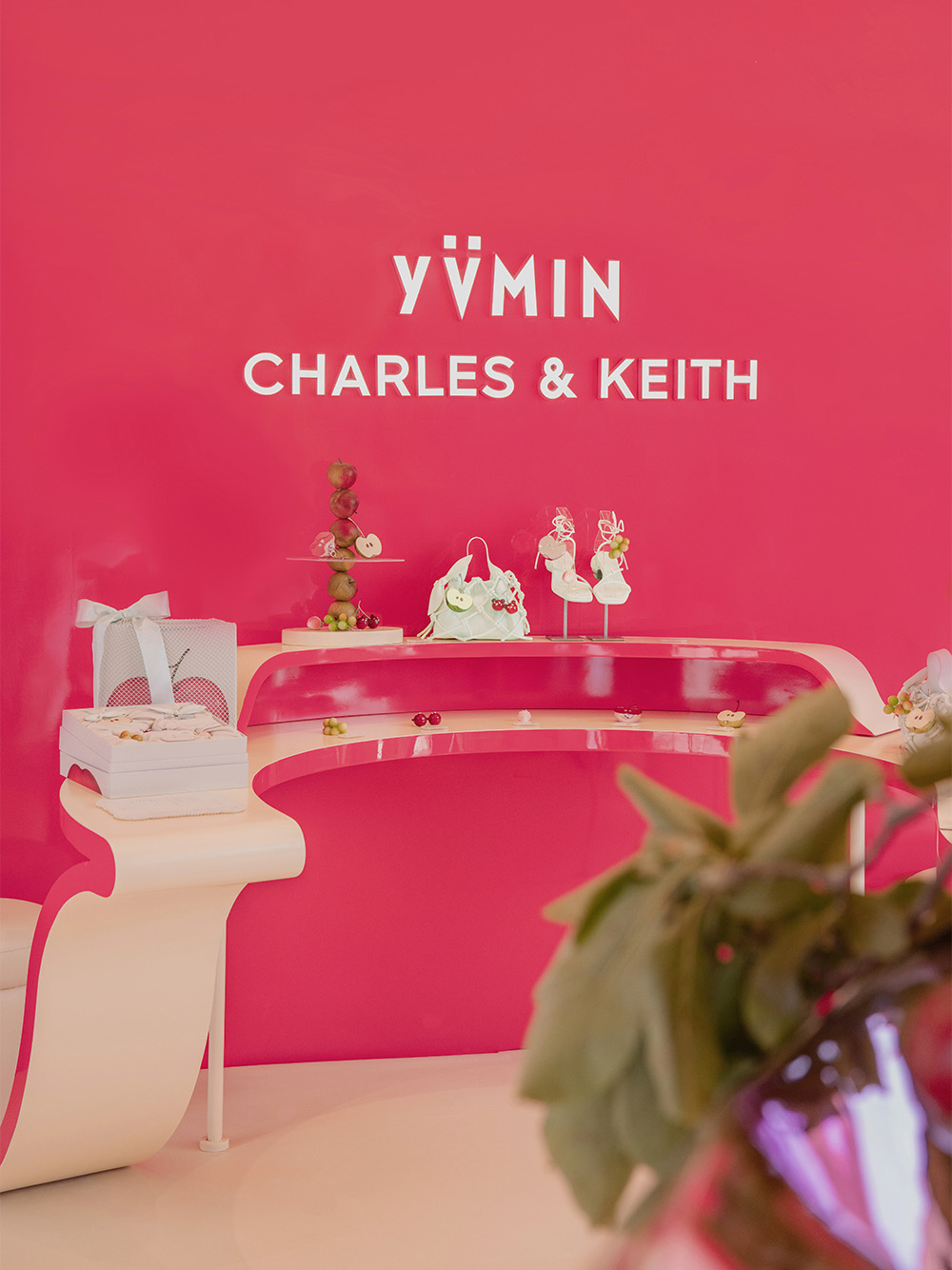 YVMIN x CHARLES & KEITH table settings — CHARLES & KEITH