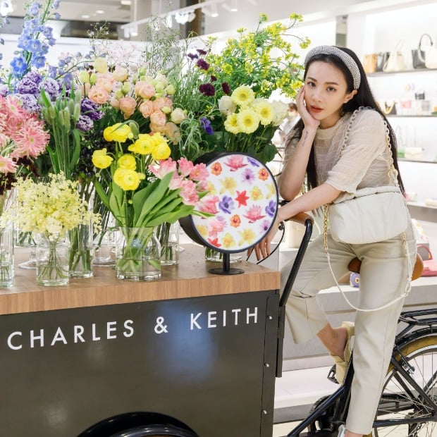 - CHARLES & KEITH