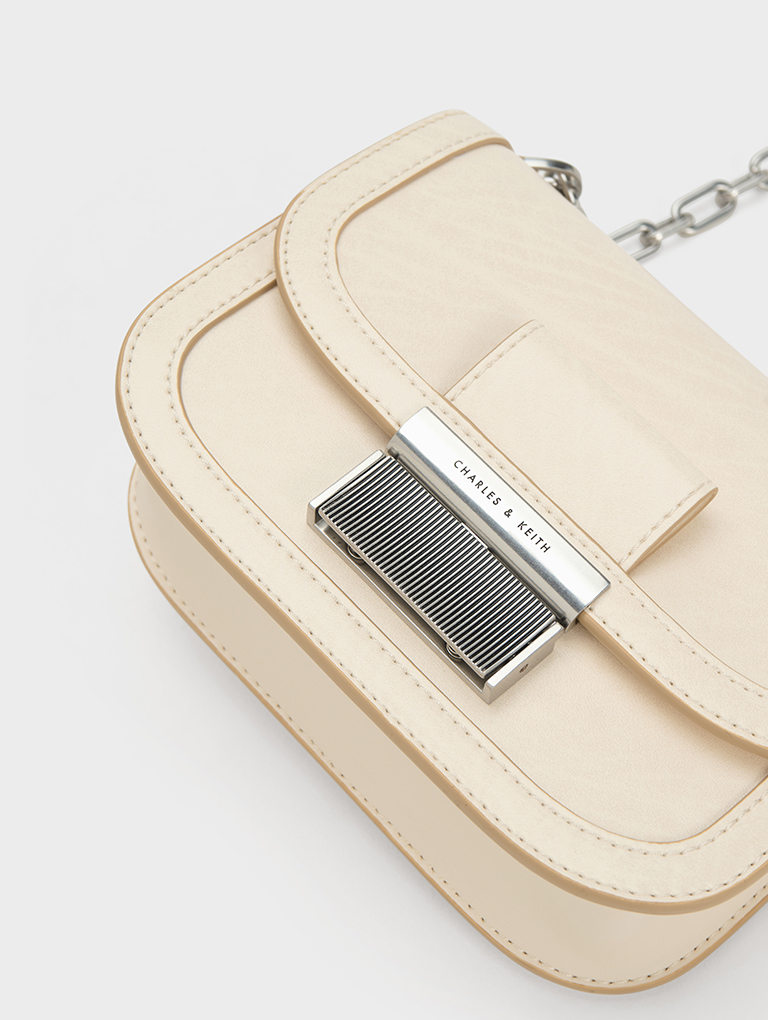 Women’s Charlot Chain Strap Bag in beige – CHARLES & KEITH