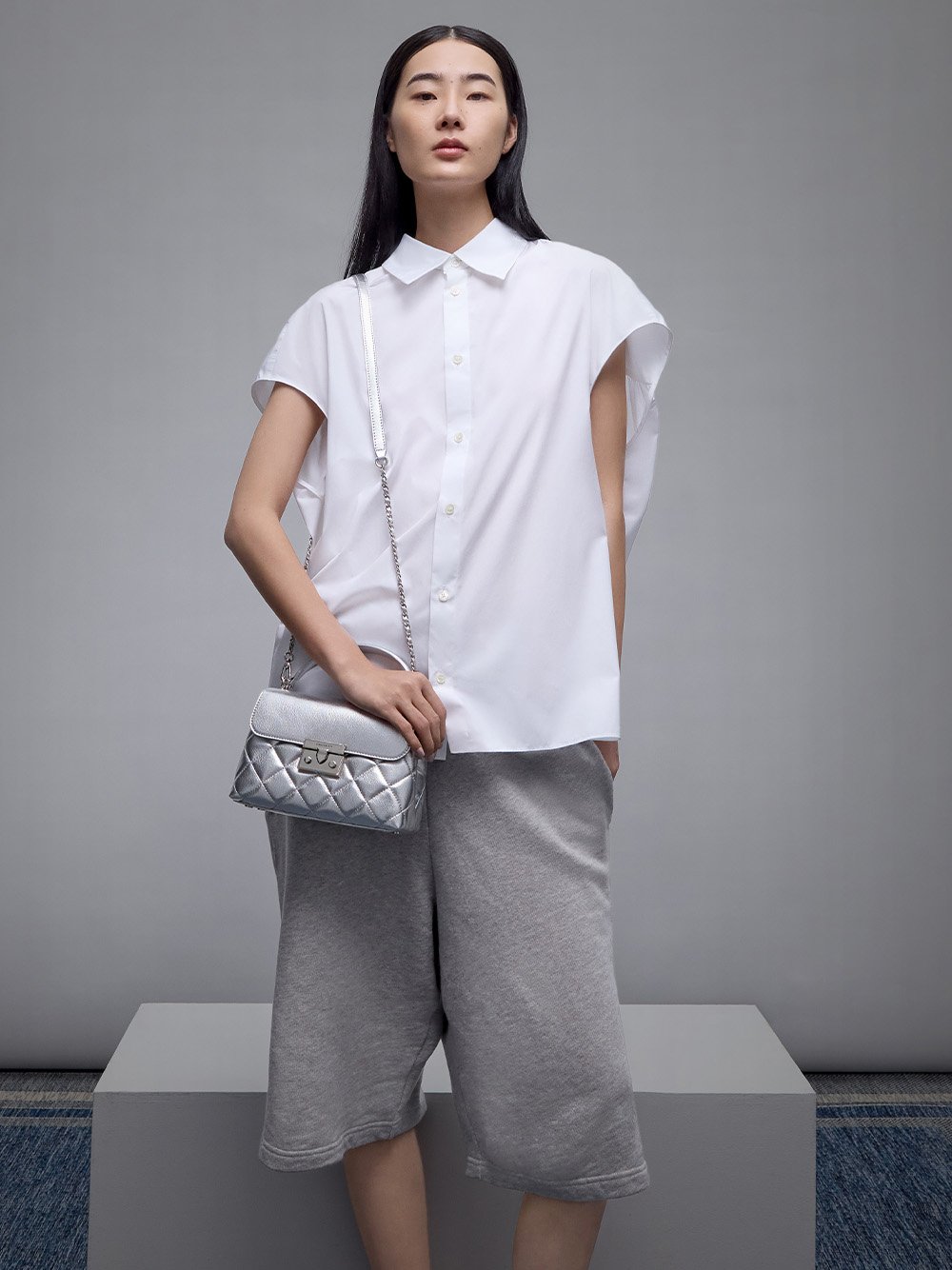 Women’s Alva quilted top handle bag in silver - CHARLES & KEITH