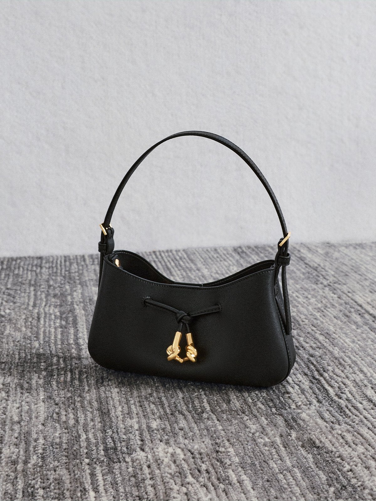 Black Britton Ruched Elongated Shoulder Bag - CHARLES & KEITH