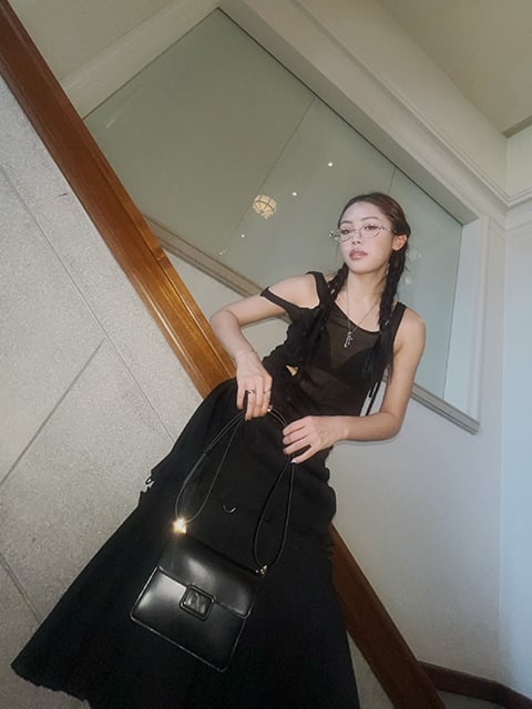  - - CHARLES & KEITH