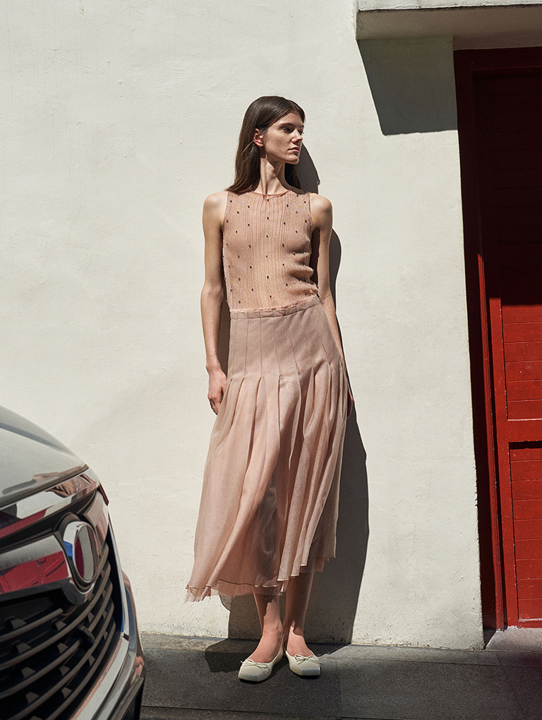 Women’s square-toe bow ballet flats in chalk – CHARLES & KEITH