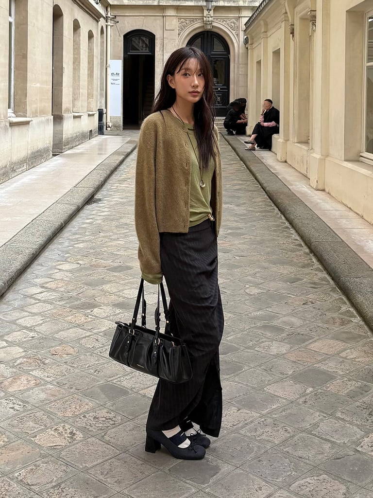 Britton Ruched Elongated Shoulder bag in black - CHARLES & KEITH