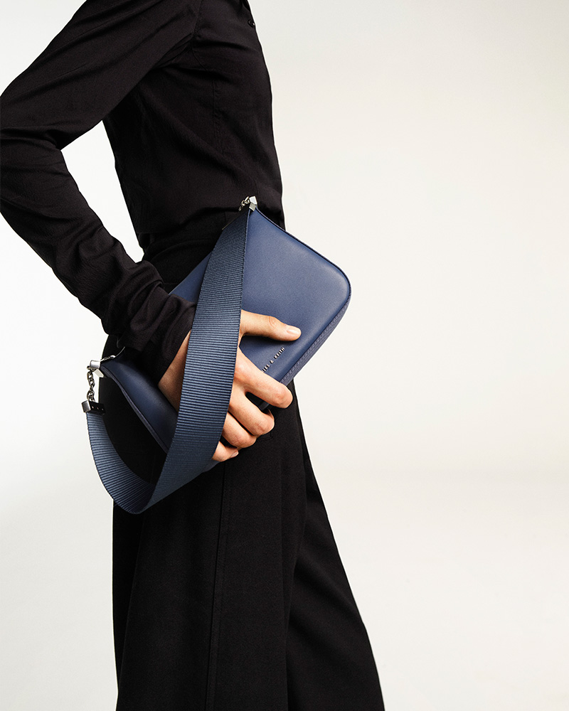 ZIP SHOULDER BAG - CHARLES & KEITH