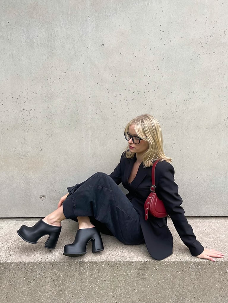 – CHARLES & KEITH