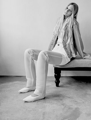 CHARLES & KEITH