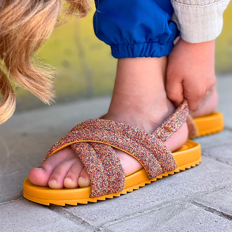 Girls' Jacquard Back-Strap Sandals in multi  - CHARLES & KEITH