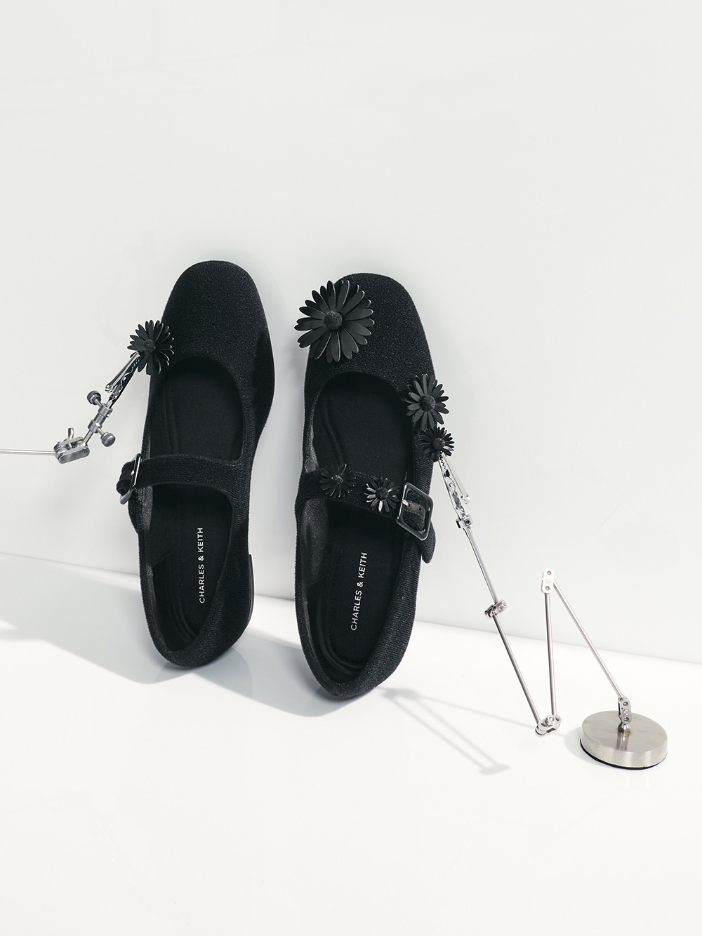 Women’s Polly textured Mary Janes with removable floral charms - CHARLES & KEITH