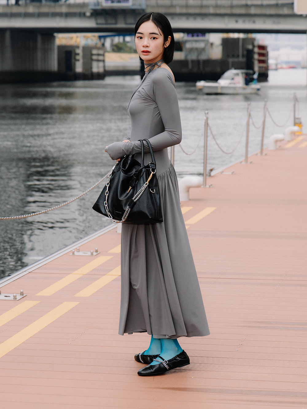 Women’s Delfina chain tote bag, as seen on Yur Okamoto - CHARLES & KEITH