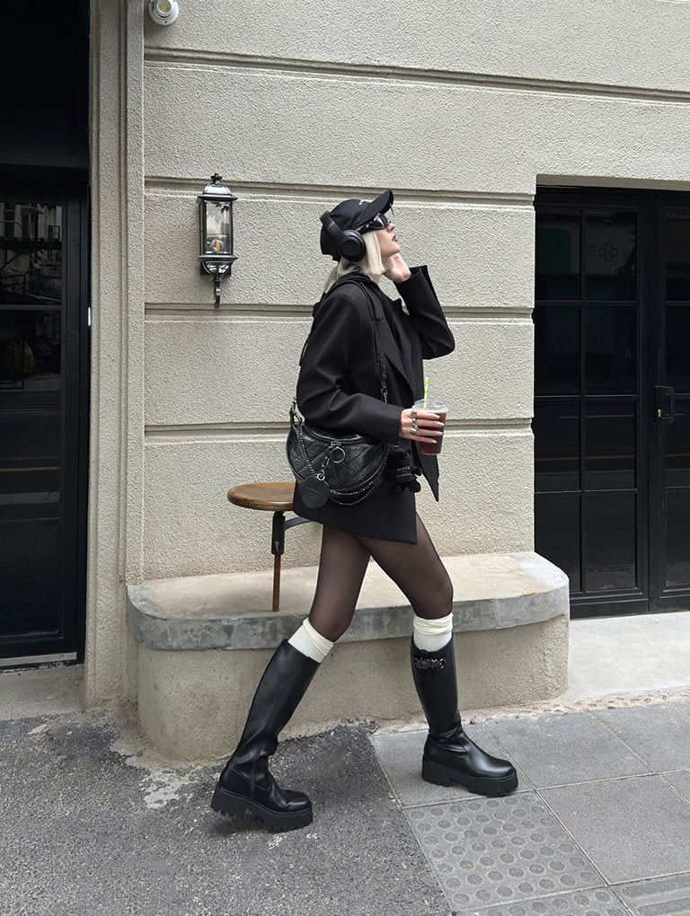 BLVCK PARIS × CHARLES & KEITH テディーベアチャーム BLVCK PARIS × CHARLES & KEITH テディーベアチャーム CHARLES