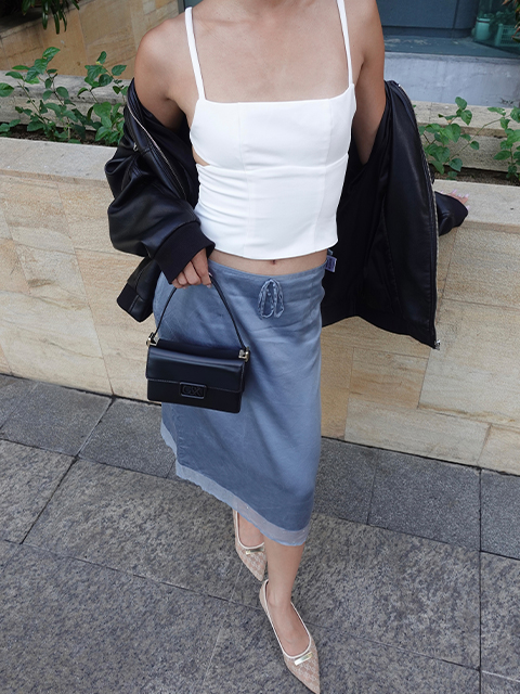  - - CHARLES & KEITH