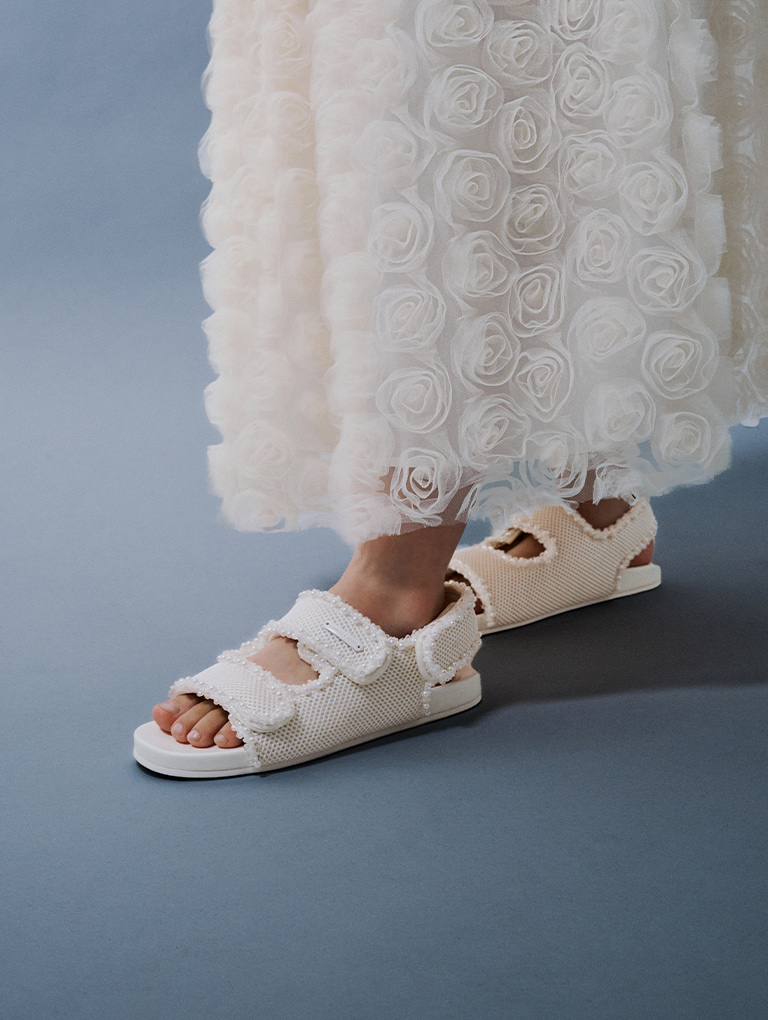 Girls’ mesh pearl-embellished flatform sandals in white - CHARLES & KEITH