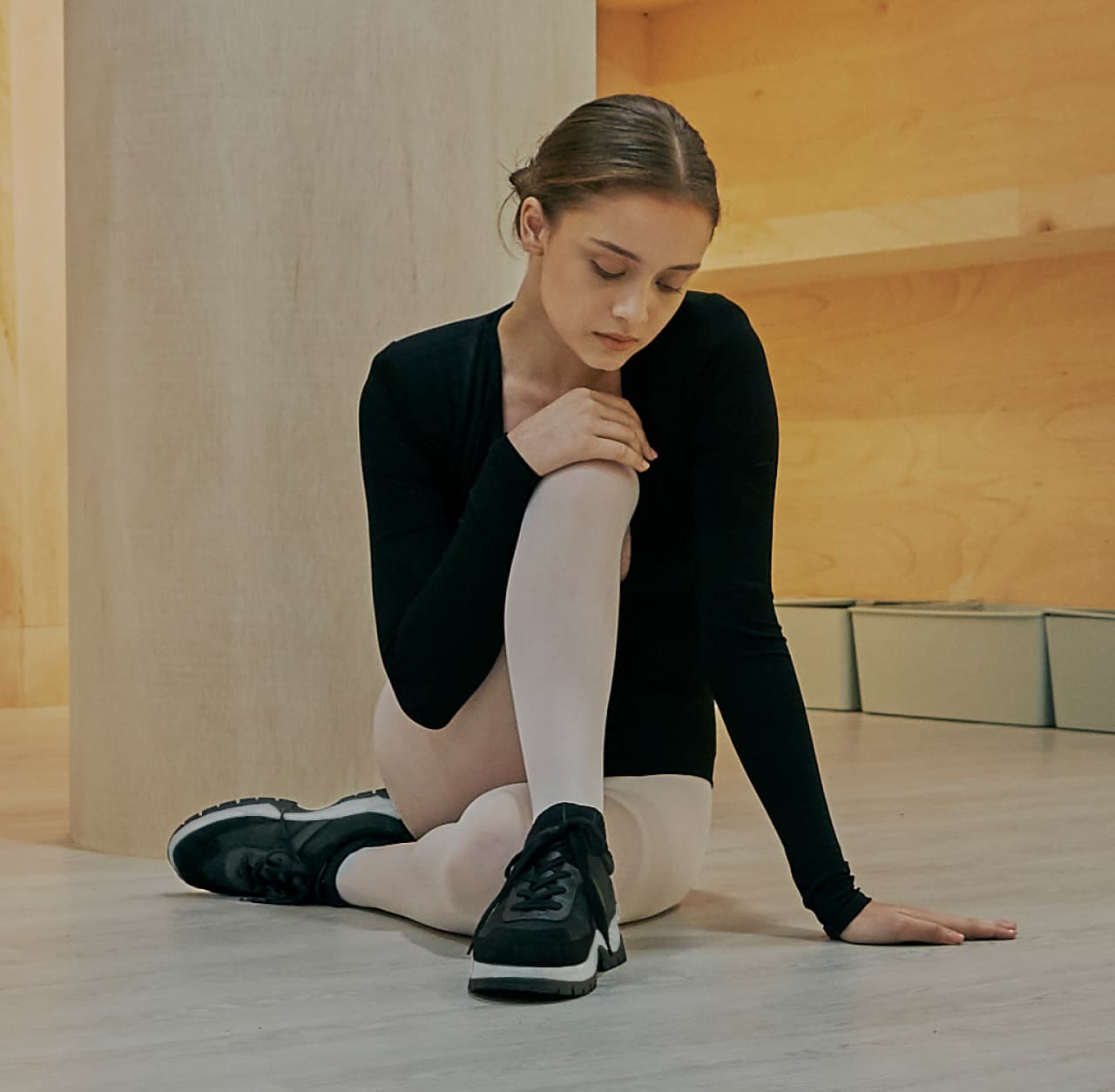 Women’s lace-up sneakers in black – CHARLES & KEITH
