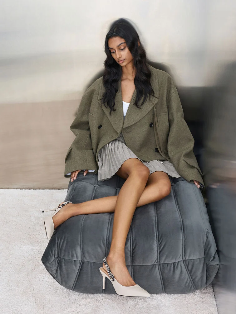  Pointed slingback heels would instantly elevate relaxed outfits and make them look more polished. 