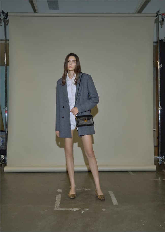 Women’s canvas chunky Mary Jane pumps and metallic push-lock boxy bag – CHARLES & KEITH