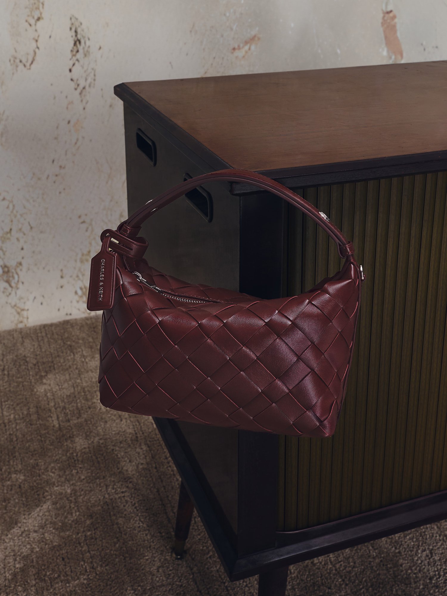 Silver Arwen Metallic Quilted Top Handle Vanity Bag - CHARLES & KEITH