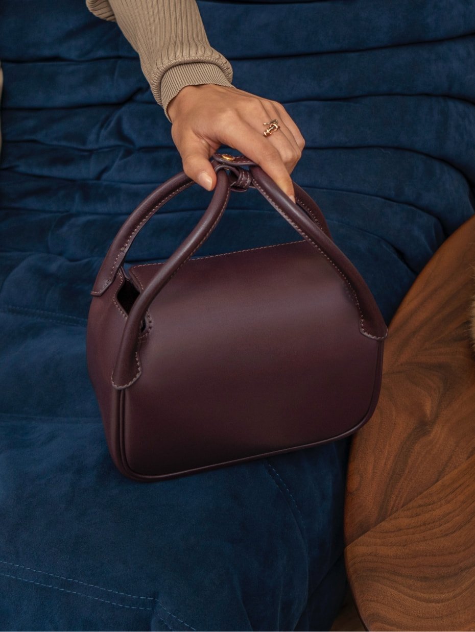 Women’s Evelynn padded double handle slouchy bag in dark oak - CHARLES & KEITH