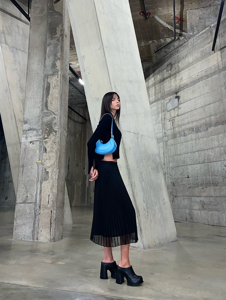 – CHARLES & KEITH
