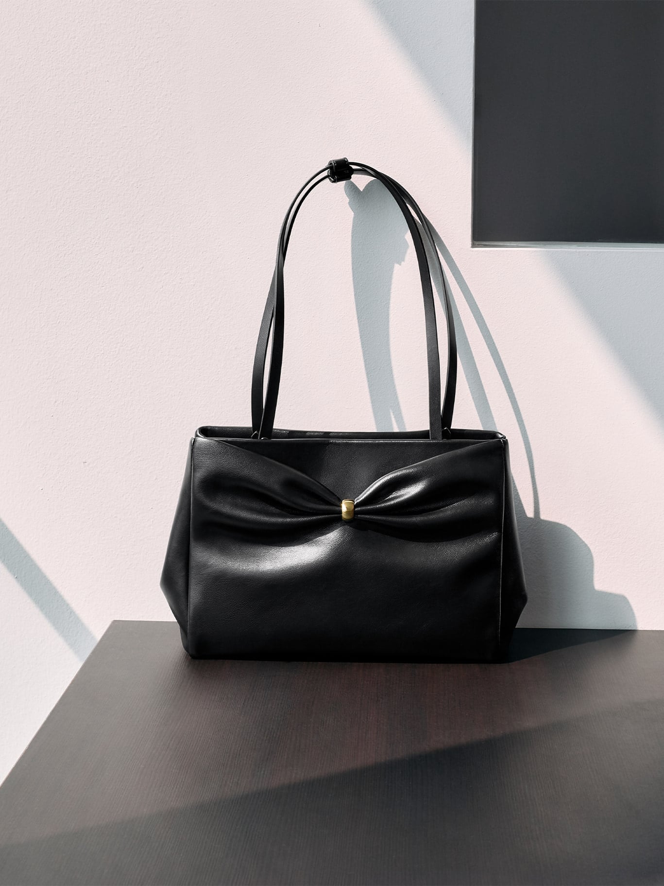 Black Halsey Ruched Tote Bag - CHARLES & KEITH