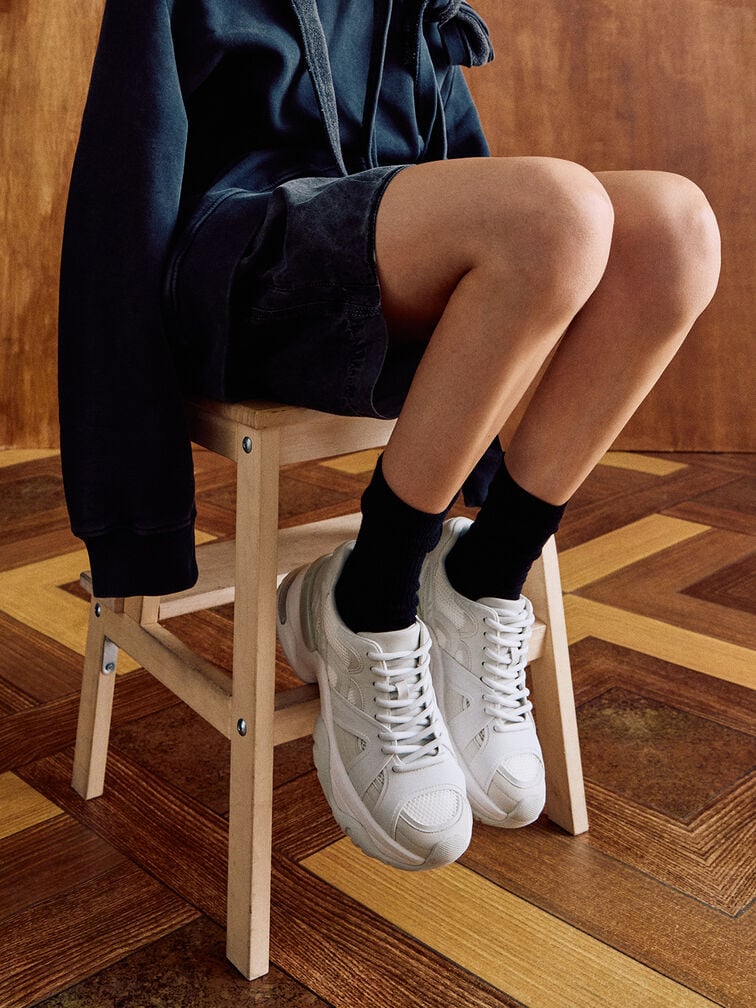 Caring for your white trainers will help keep them pristine. 