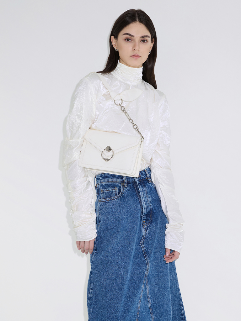  - CHARLES & KEITH