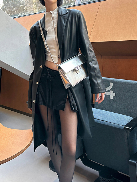  - - CHARLES & KEITH