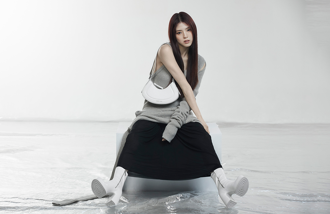 Women’s Petra curved shoulder bag in white, as seen on global brand ambassador Han So Hee - CHARLES & KEITH