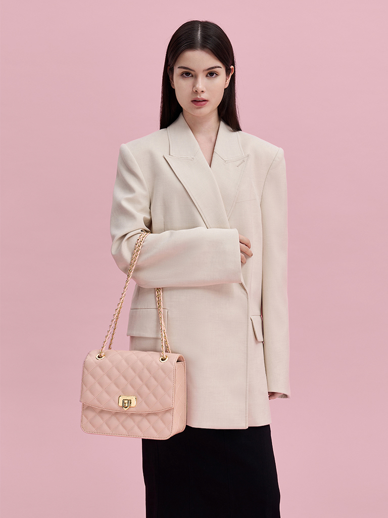  - CHARLES & KEITH