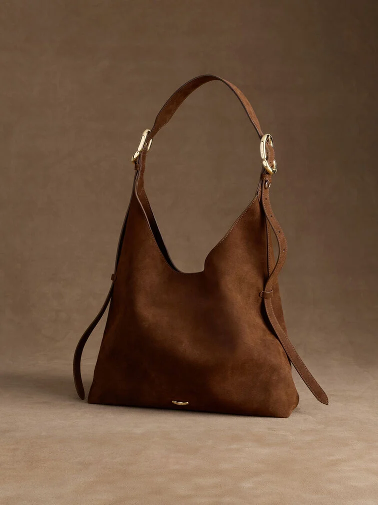 Women’s Aislin hobo bag, one of CHARLES & KEITH’s popular Fall Winter bags.