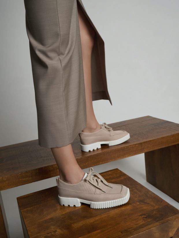 Charles and keith sport shoes deals
