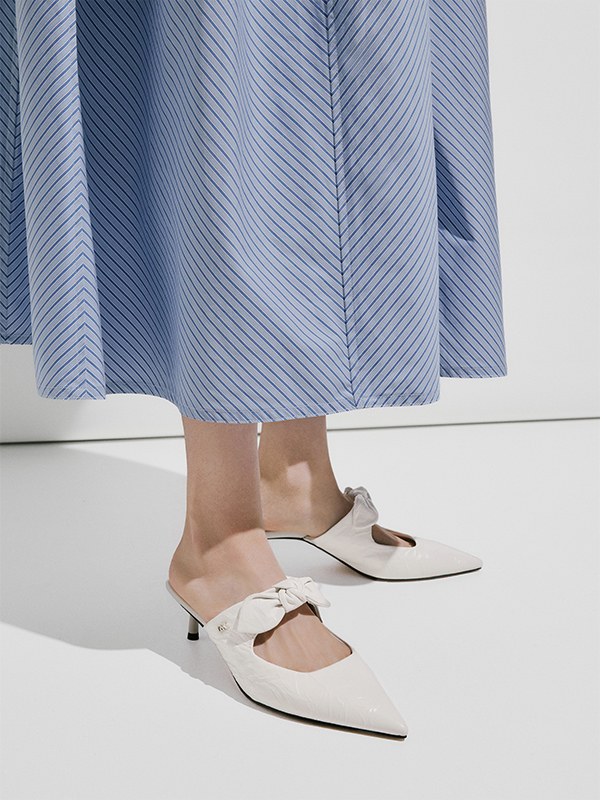 White Jayce Crinkle-Effect Leather Knot-Bow Kitten-Heel Mules - CHARLES & KEITH