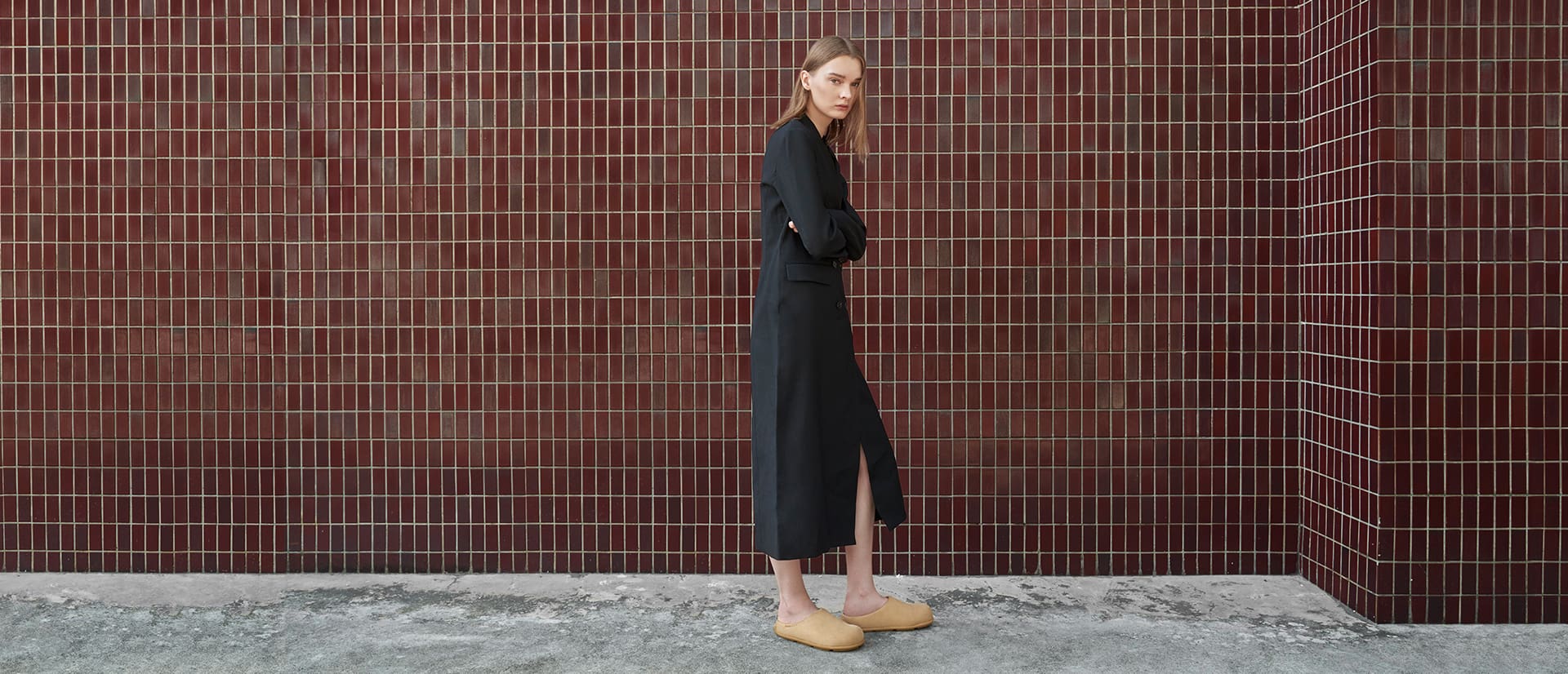 Women’s Molly Textured Flat Mules in sand - CHARLES & KEITH