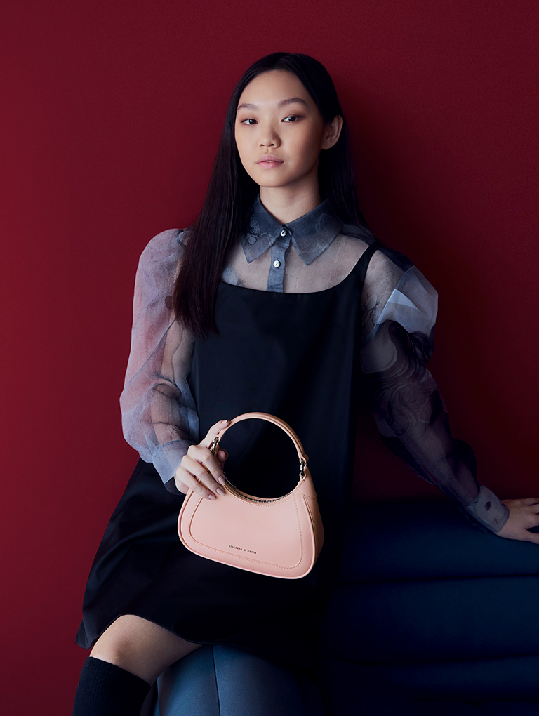 Women’s mini hobo bag (part of gift set) in pink – CHARLES & KEITH