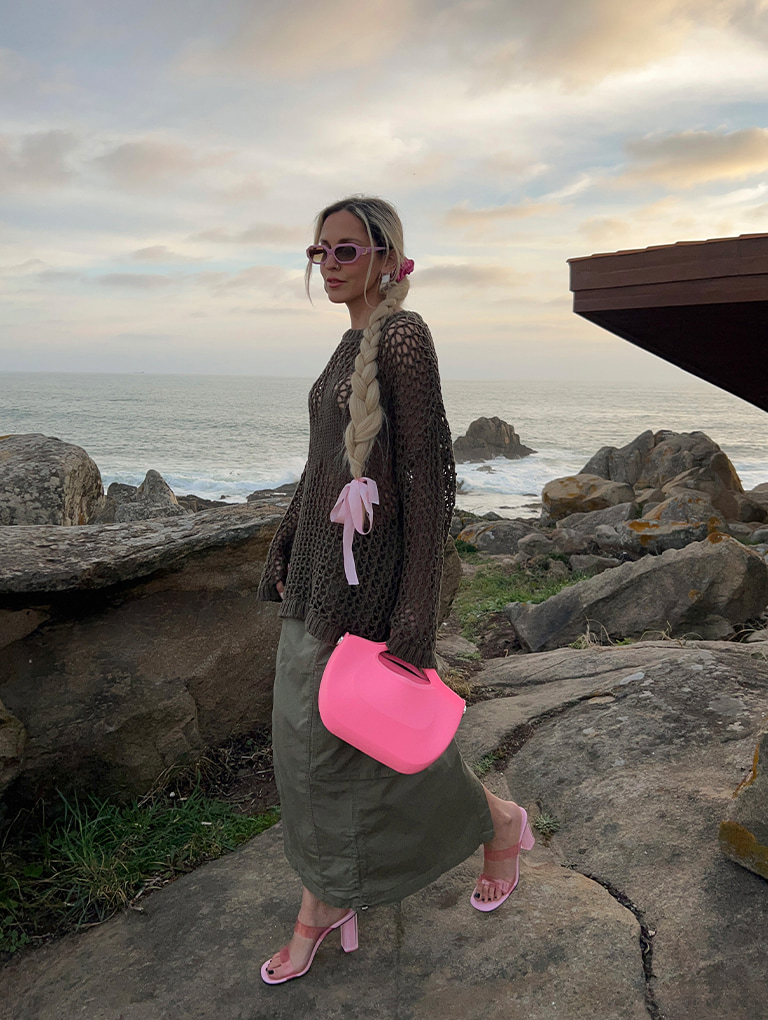 - CHARLES & KEITH