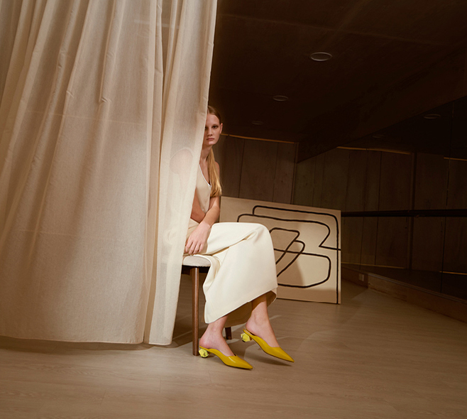 Women’s leather sculptural heel mules in yellow – CHARLES & KEITH