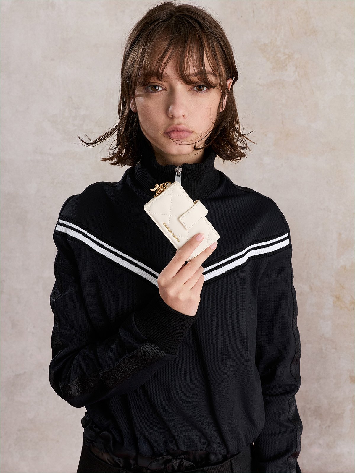 Cream Arrietty Quilted Bow-Heart Charm Belted Card Holder - CHARLES & KEITH