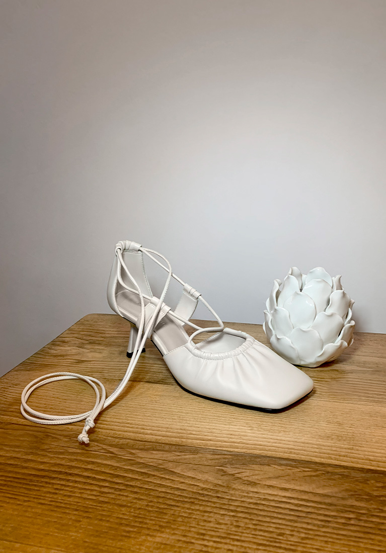 Women’s ruched ankle tie heels in white – CHARLES & KEITH