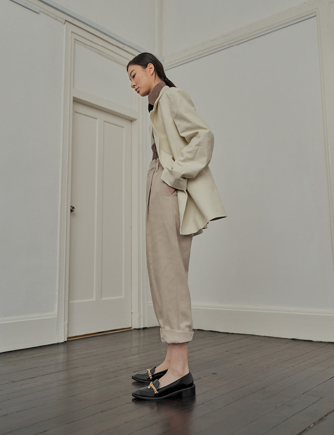 Women’s patent chain-link loafers (close up) – CHARLES & KEITH