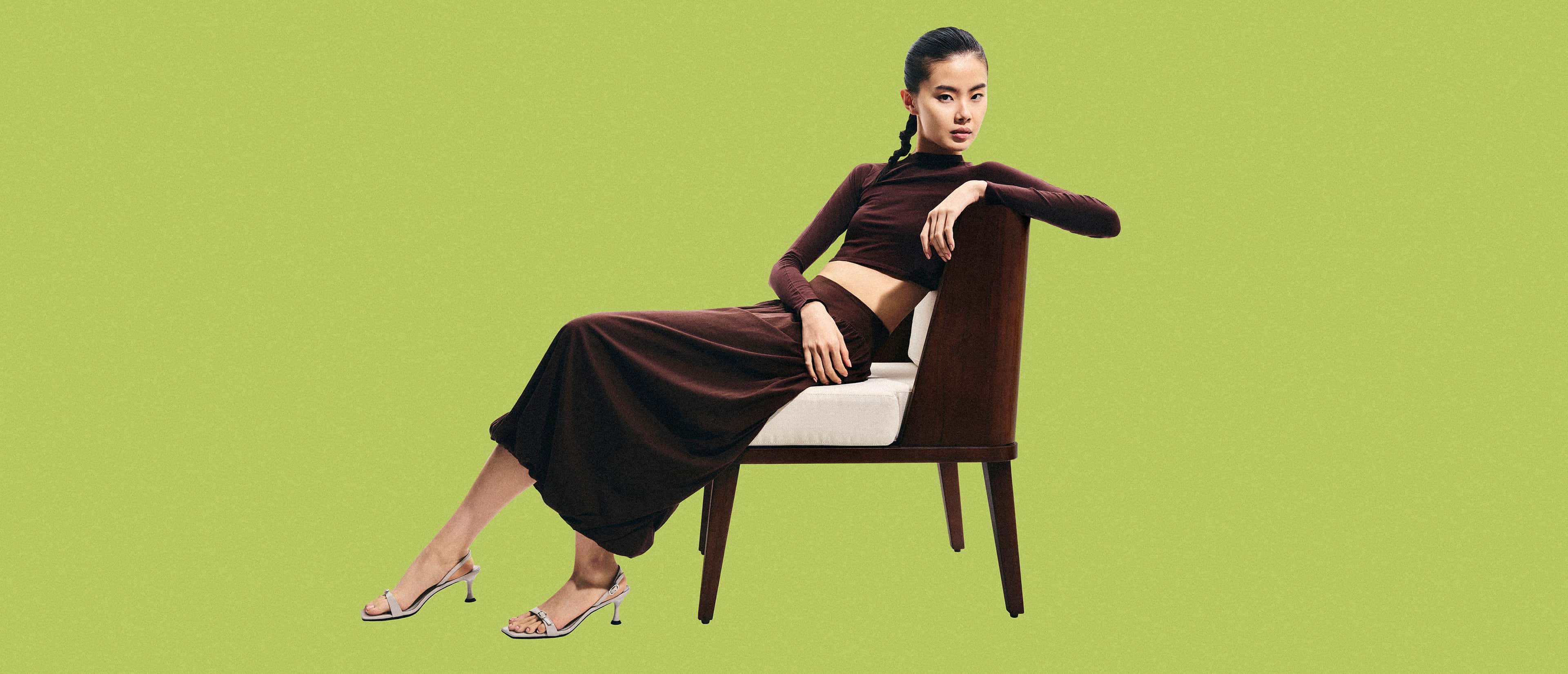 Women’s buckled slingback kitten heels in light grey (close up) - CHARLES & KEITH