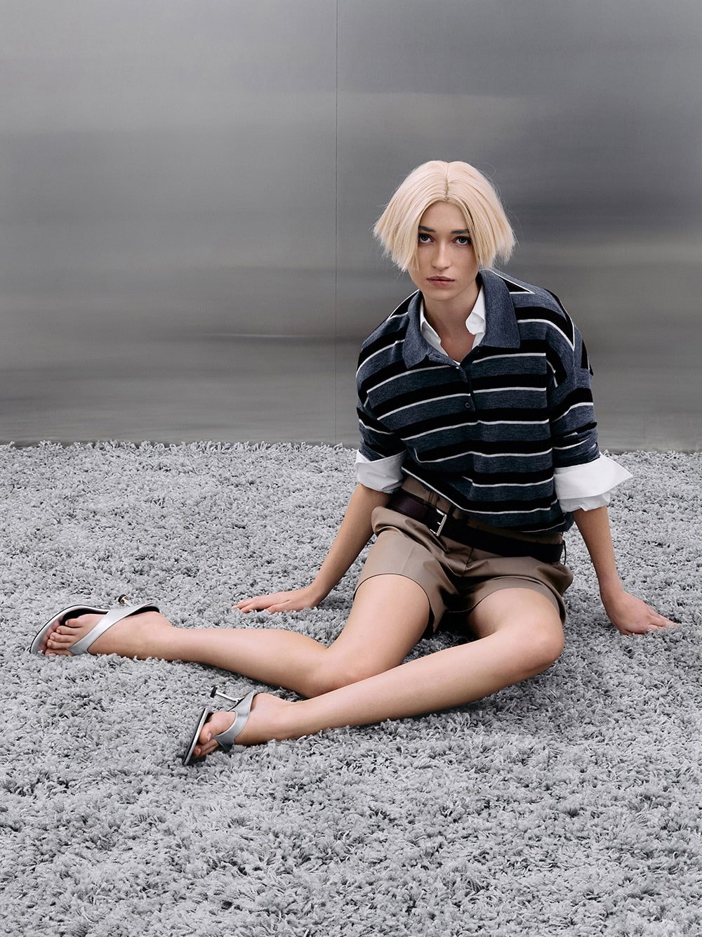 Women’s Wynn Metallic Sculptural-Heel Thong sandals in silver - CHARLES & KEITH