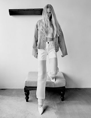 CHARLES & KEITH