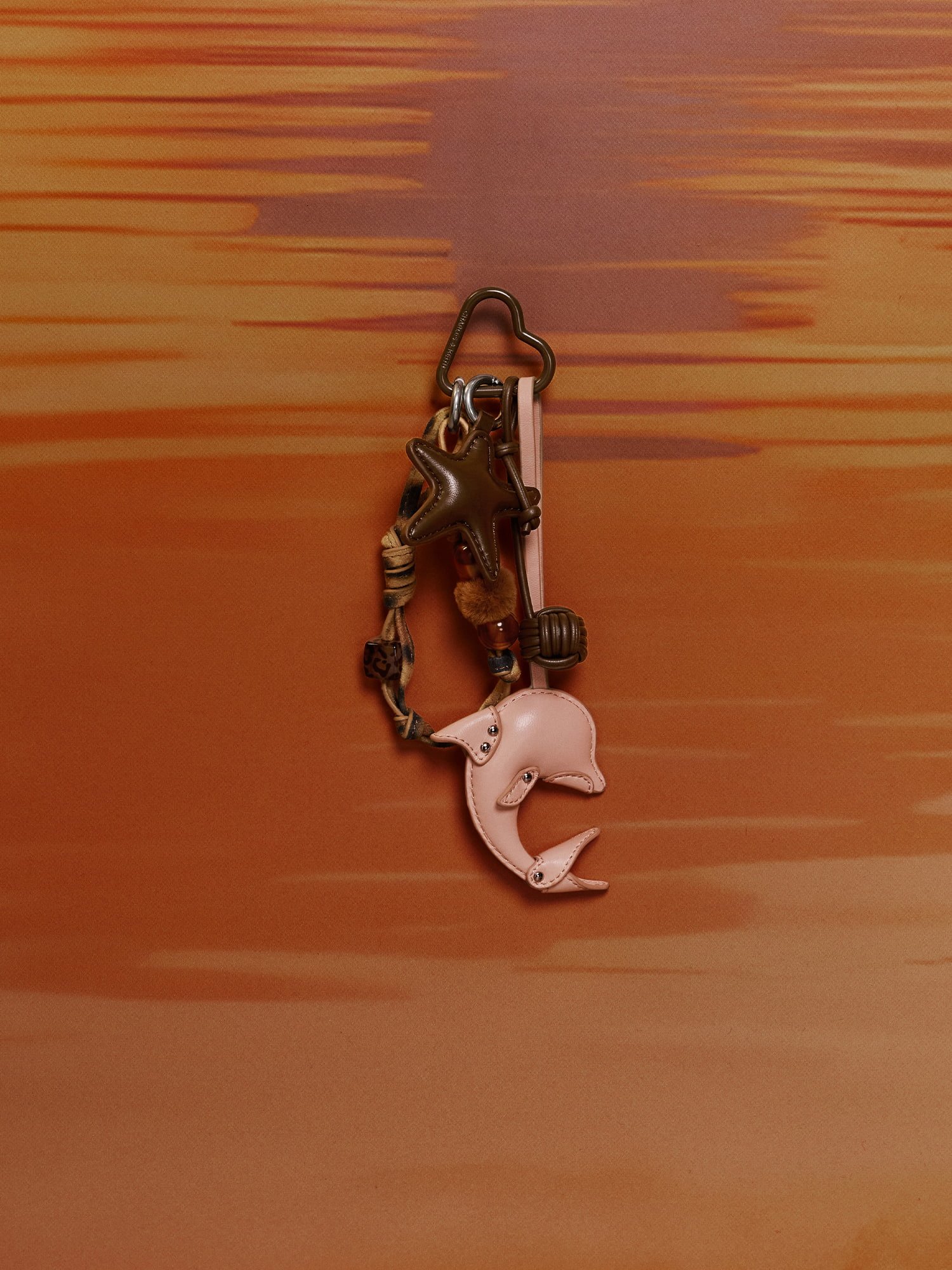 Black Textured Puffy Flower Thong Sandals- CHARLES & KEITH